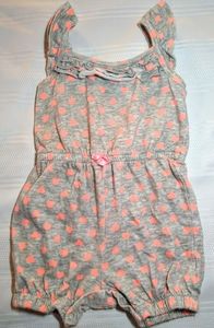 Girl's Size 6-9 Months | Heart Pattern Romper